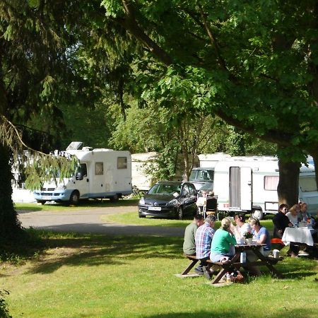 Ferienwohnungen Am Campingplatz 特伦德尔堡 外观 照片