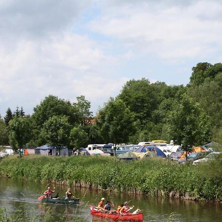 Ferienwohnungen Am Campingplatz 特伦德尔堡 外观 照片