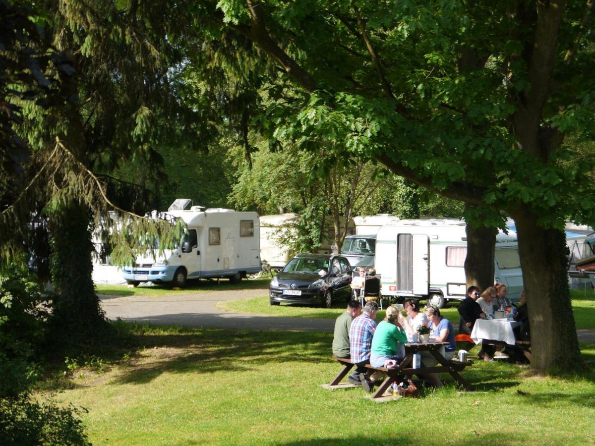 Ferienwohnungen Am Campingplatz 特伦德尔堡 外观 照片