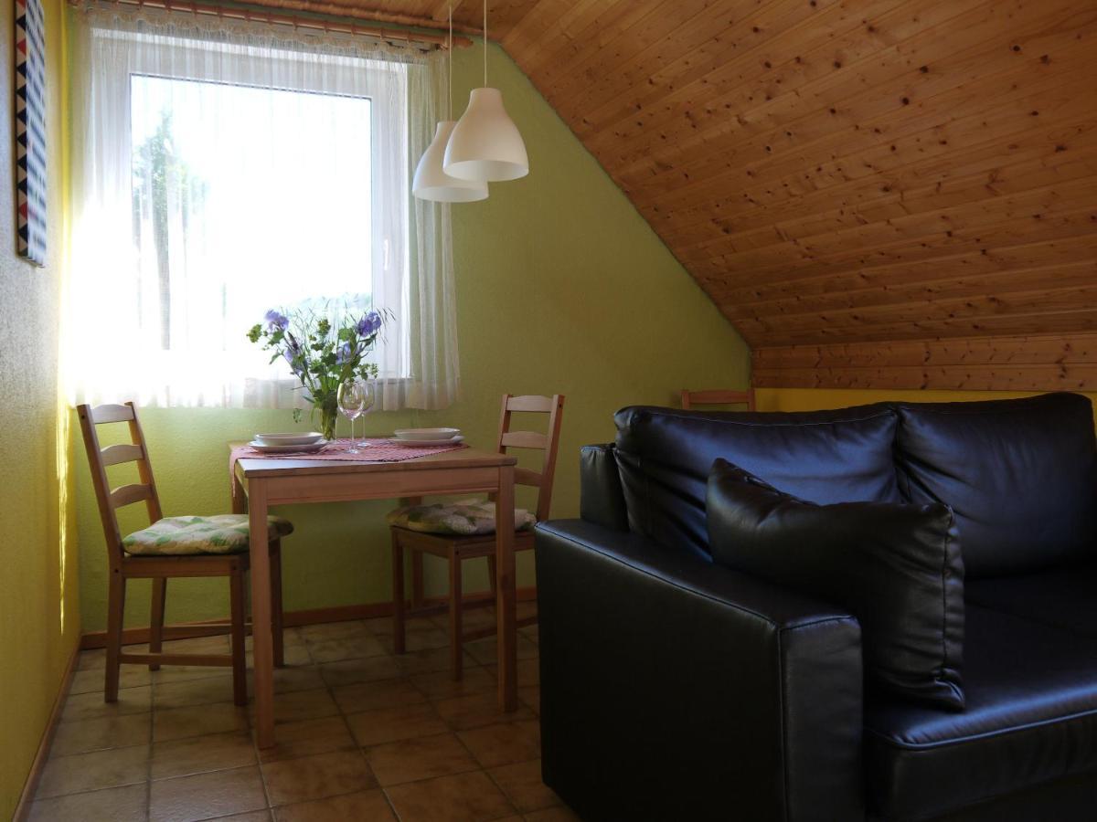 Ferienwohnungen Am Campingplatz 特伦德尔堡 外观 照片